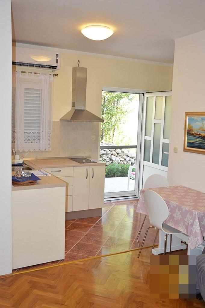 Studio Apartment In Preko With Sea View, Terrace, Air Conditioning, Wi-Fi Екстериор снимка
